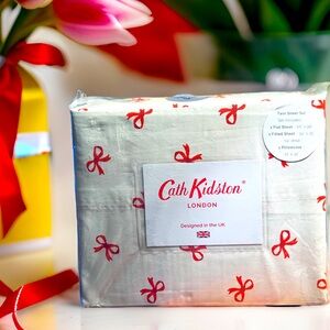 Cath Kidston London NWT Ruby Sage Pink Bows 100% Cotton 3 Piece Twin Sheet Set